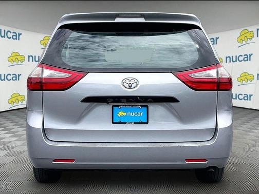 Silver 2017 Toyota Sienna L