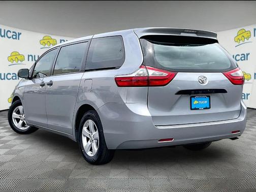 Silver 2017 Toyota Sienna L