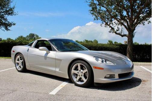2005 Chevrolet Corvette Base