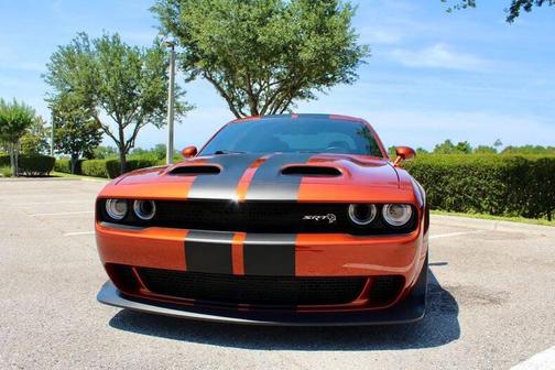 Sinamon Stick 2021 Dodge Challenger