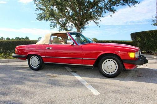 1987 Mercedes-Benz S-Class 560 SL 2dr Convertible