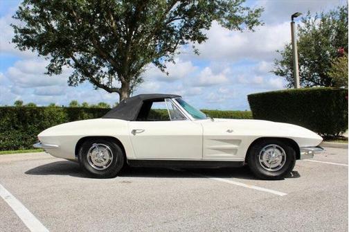 1963 Chevrolet Corvette Base