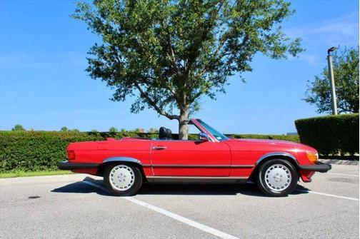 1987 Mercedes-Benz S-Class 560 SL 2dr Convertible