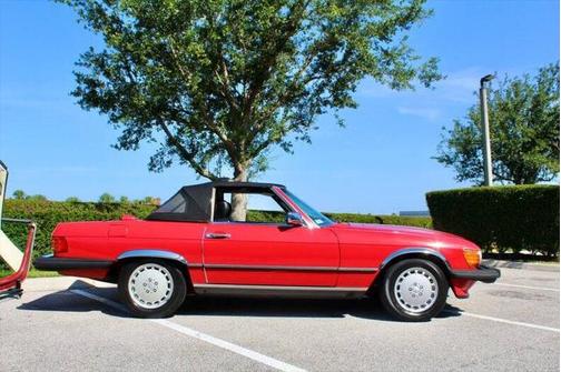 1987 Mercedes-Benz S-Class 560 SL 2dr Convertible