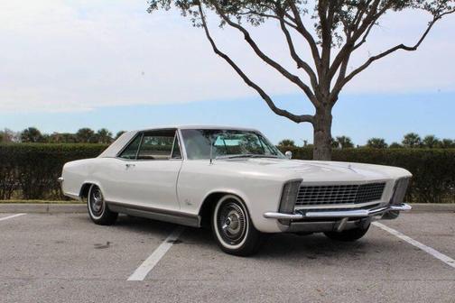 1965 Buick Riviera 