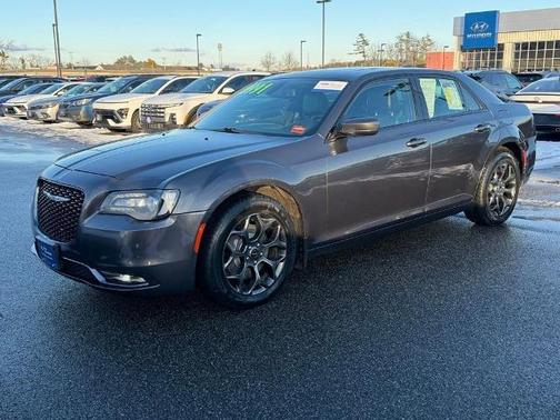 2018 Chrysler 300 S