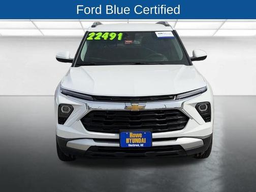 Summit White 2024 Chevrolet Trailblazer LT