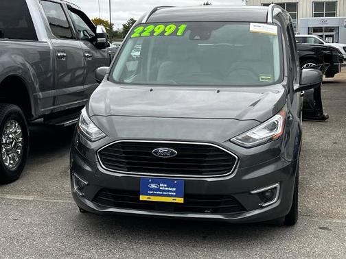2022 Ford Transit Connect TITANIUM
