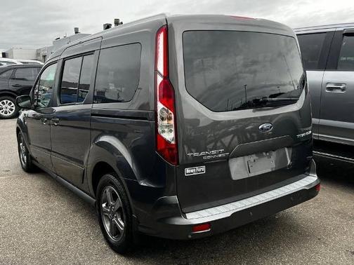 2022 Ford Transit Connect TITANIUM