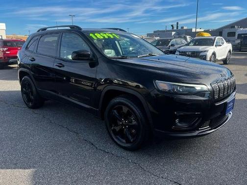 2019 Jeep Cherokee LATITUDE PLUS