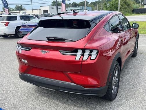2023 Ford Mustang Mach-E SELECT