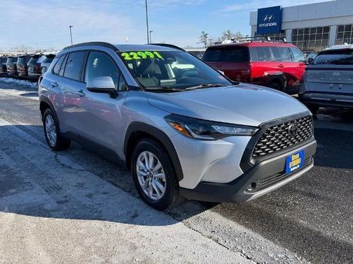 2023 Toyota Corolla Cross LE