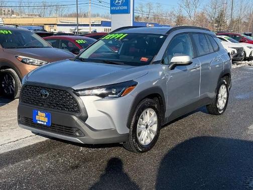 2023 Toyota Corolla Cross LE