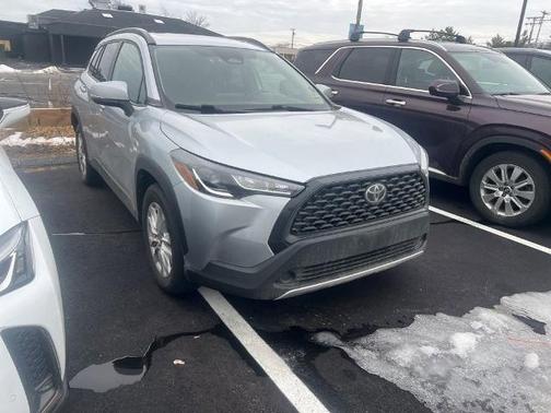 2023 Toyota Corolla Cross LE