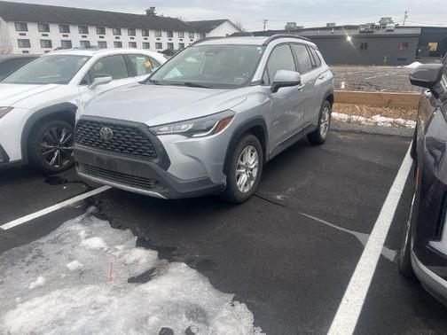 2023 Toyota Corolla Cross LE