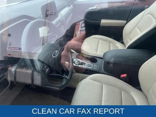 2020 Ford Escape SEL