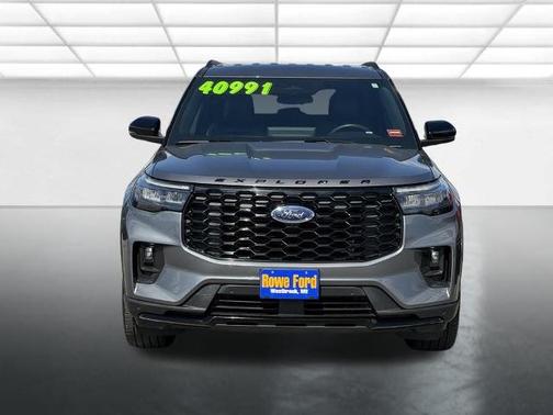 CARBONIZED GRAY METALLIC 2025 Ford Explorer ST-LINE