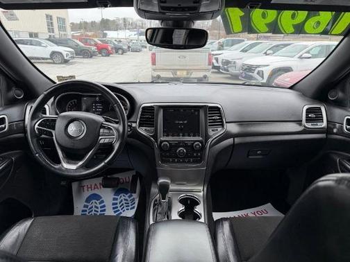 2018 Jeep Grand Cherokee LAREDO