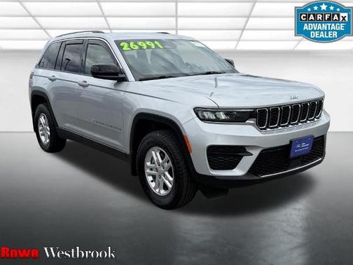 Silver Zynith 2022 Jeep Grand Cherokee LAREDO