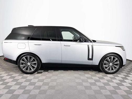 2023 Land Rover Range Rover P400 SE