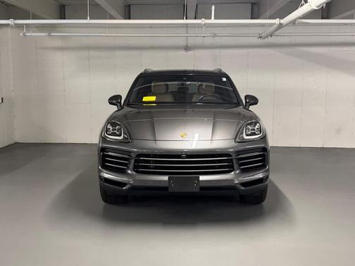 2023 Porsche Cayenne Cayenne