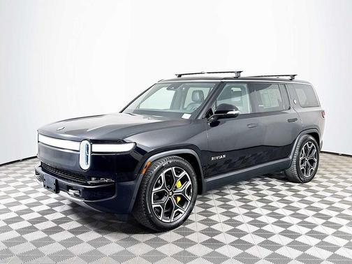 Midnight 2023 Rivian R1S Adventure