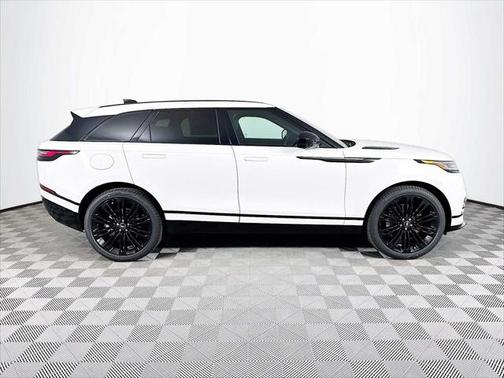 2026 Land Rover Range Rover Velar P250 SE R-Dynamic