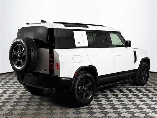2022 Land Rover Defender 110 Standard