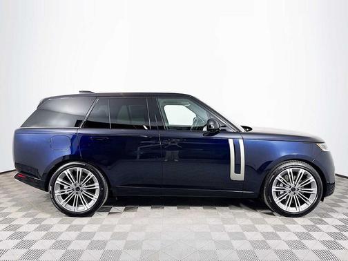 Constellation Blue Ultra Metallic Gloss 2026 Land Rover Range Rover P400 SE