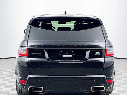 2021 Land Rover Range Rover Sport HSE Silver Edition