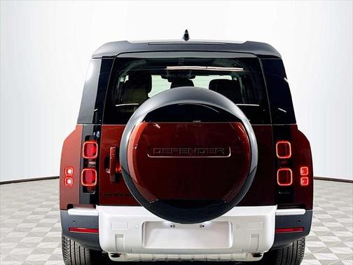 2025 Land Rover Defender 130 P300 S