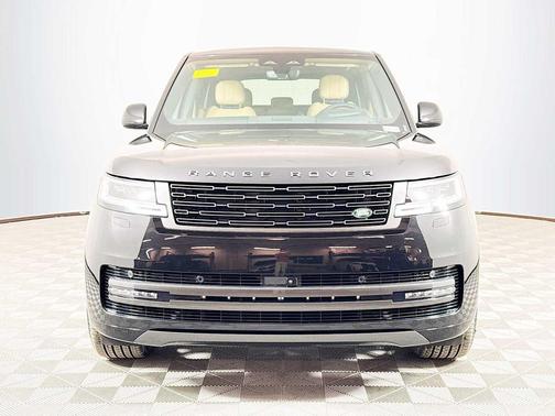 2026 Land Rover Range Rover P400 SE