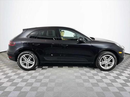 2018 Porsche Macan Base