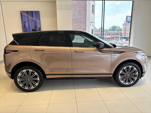 2024 Land Rover Range Rover Evoque Dynamic SE