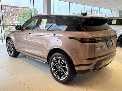 2024 Land Rover Range Rover Evoque Dynamic SE