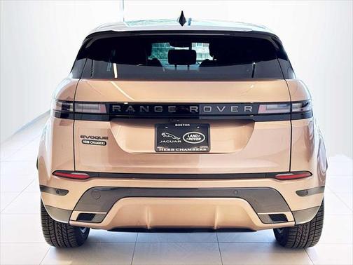 2024 Land Rover Range Rover Evoque Dynamic SE