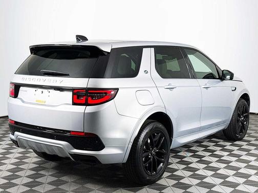 2025 Land Rover Discovery Sport S