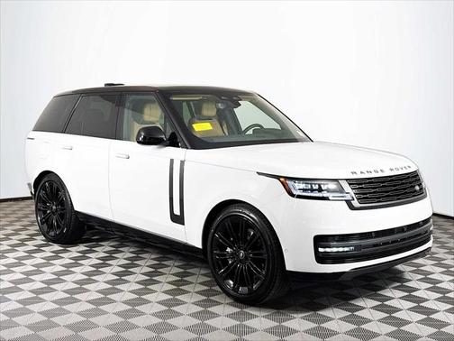 2025 Land Rover Range Rover P530 SE