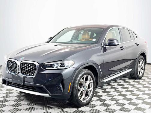 2022 BMW X4 xDrive30i