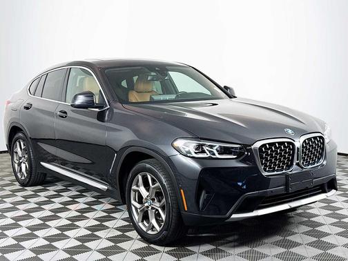 2022 BMW X4 xDrive30i