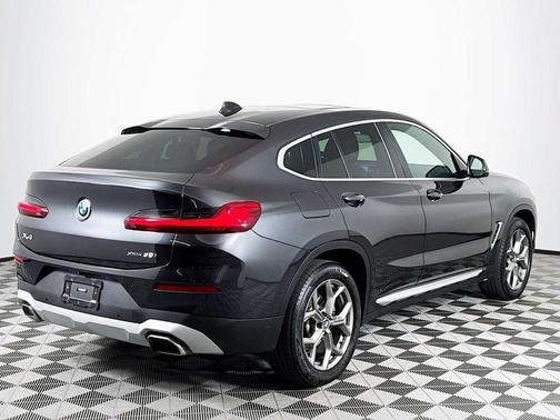 2022 BMW X4 xDrive30i