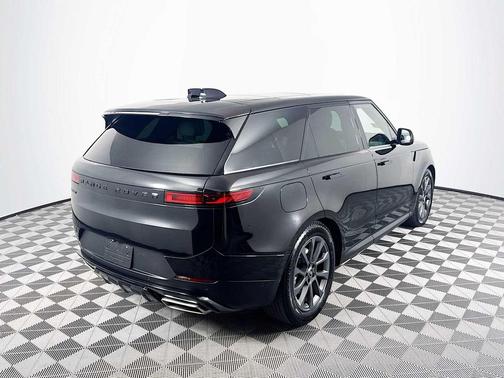 2024 Land Rover Range Rover Sport SE