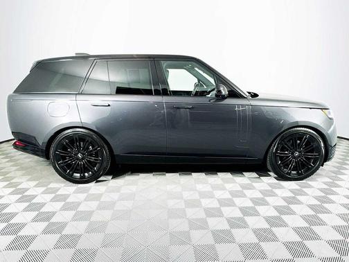 2023 Land Rover Range Rover P400 SE