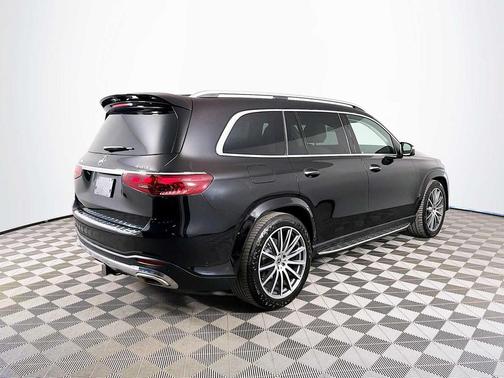 Obsidian Black Metallic 2024 Mercedes-Benz GLS 580 4MATIC