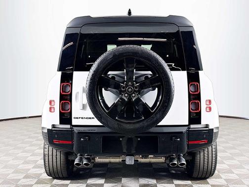 Fuji White 2025 Land Rover Defender V8