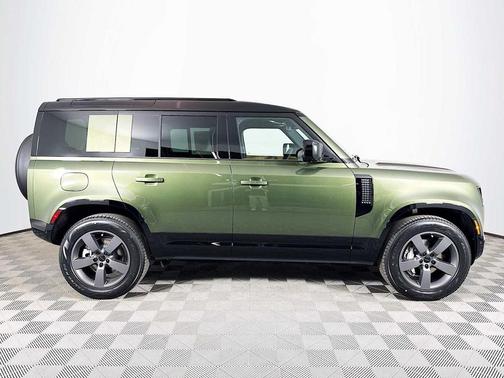 Woolstone Green 2026 Land Rover Defender P400 X-Dynamic SE