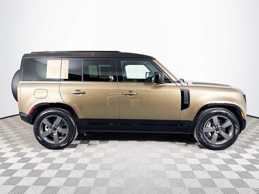 2026 Land Rover Defender P400 X-Dynamic SE