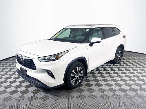 2020 Toyota Highlander XLE