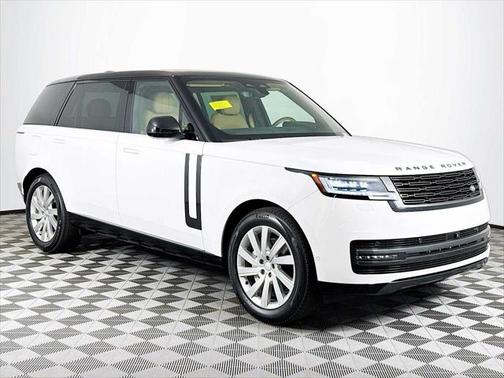 2025 Land Rover Range Rover P400 SE 7 Seat