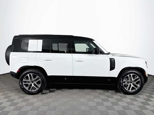 Fuji White 2026 Land Rover Defender P400 X-Dynamic SE